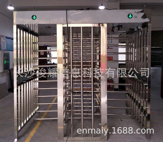 旋動(dòng)未來(lái) 單旋門與旋轉(zhuǎn)門的全面解讀與品牌選型指南
